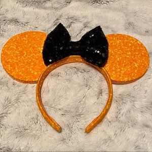 Small shop Fall Halloween Minnie ears